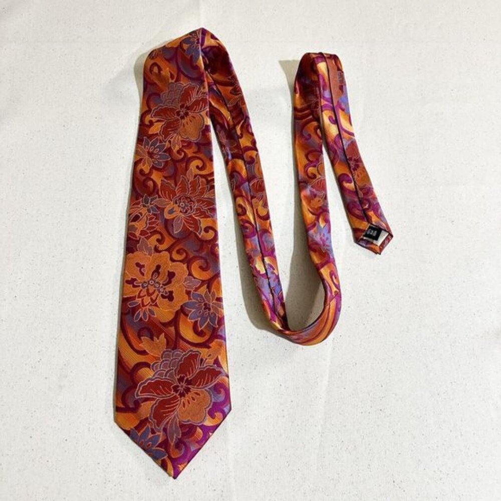 STEVE HARVEY Collection Men's Silk Tie Classy and Elegant